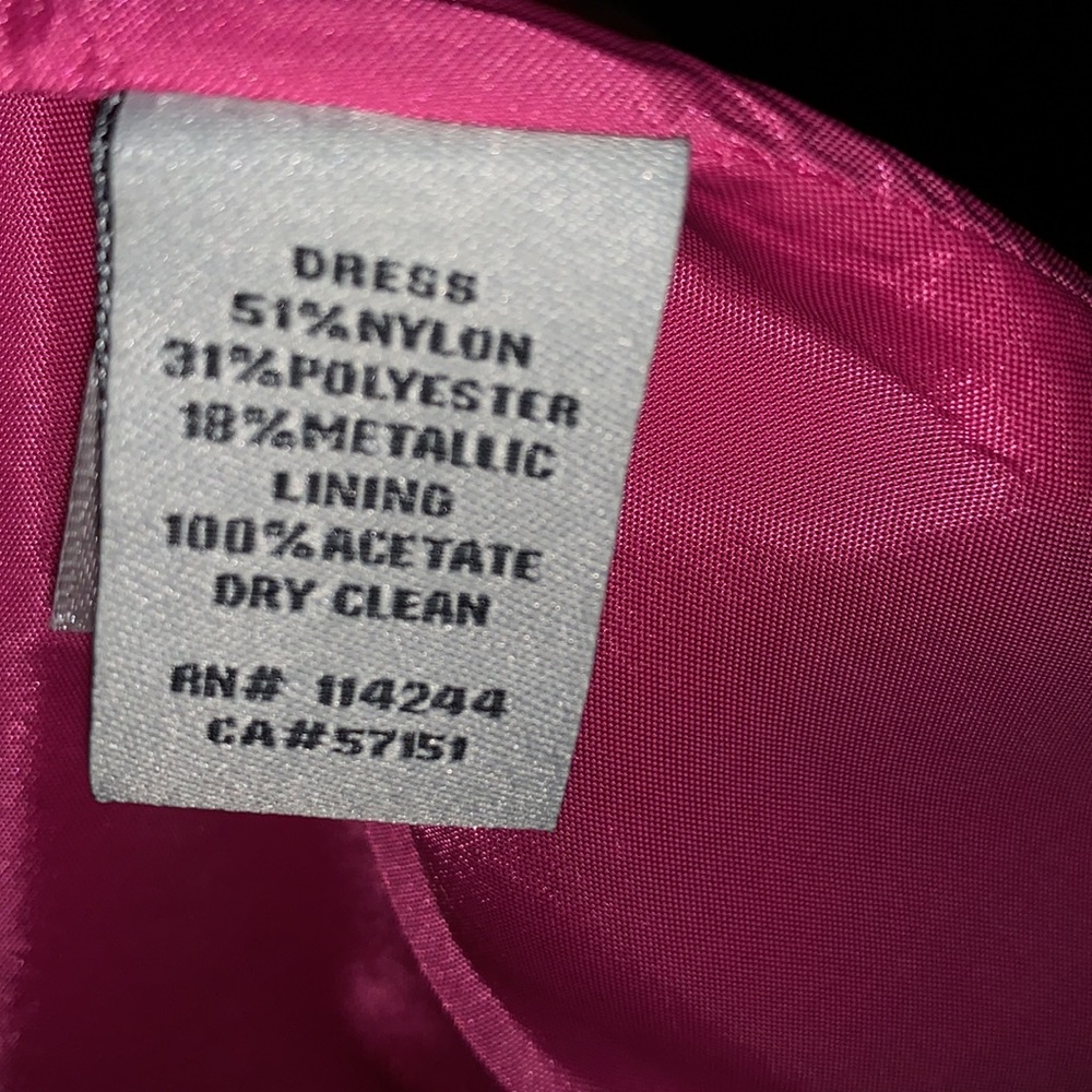 COPY - Eliza J Beautiful Metallic Thread Dress With Pink Lining - Picture 7 of 8